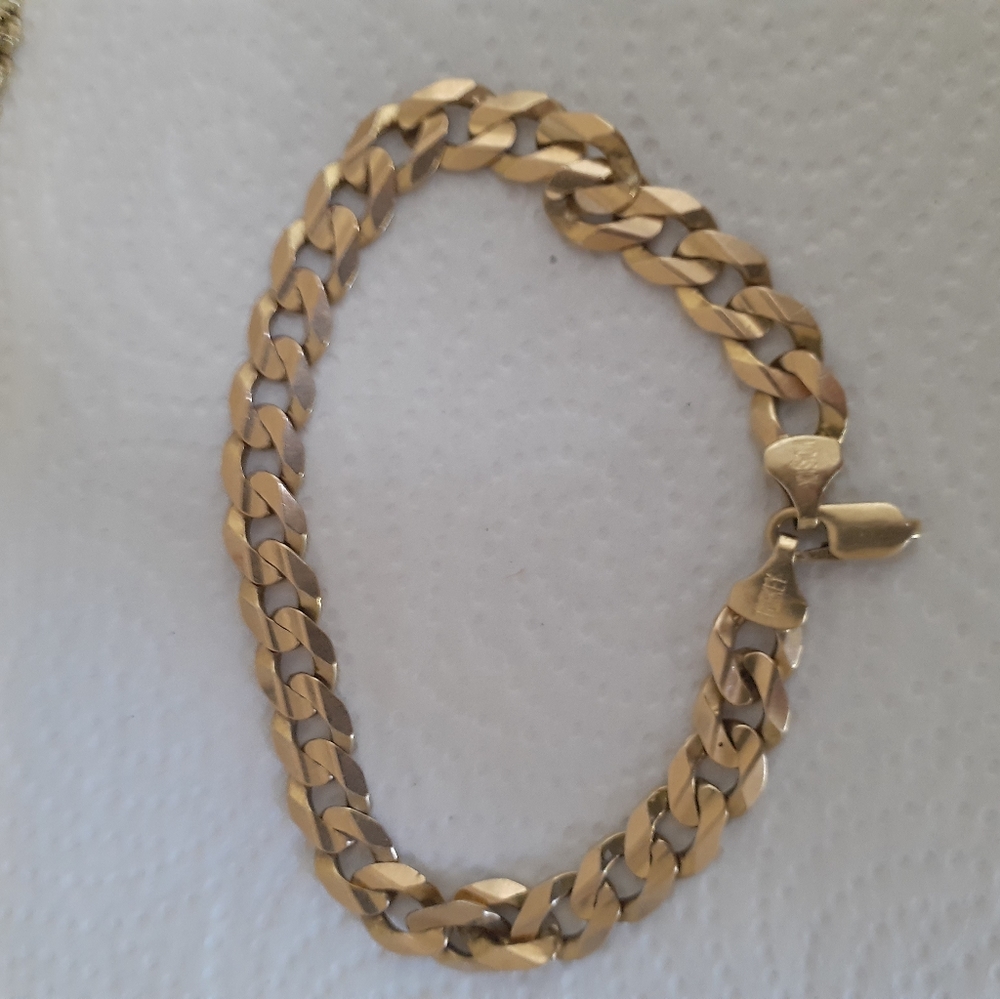 Gold jewelry bundle of (4) unisex - Picture 14 of 16